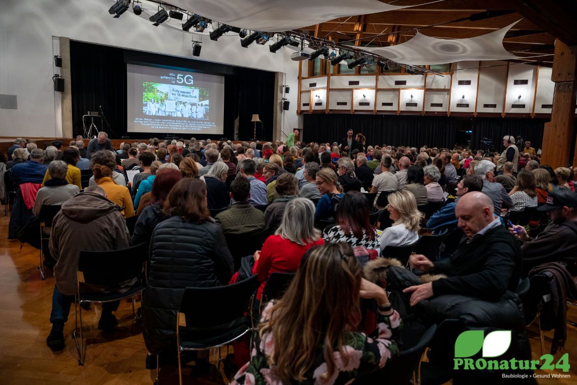 Wie gefährlich ist 5G? Veranstaltung im Hofsteigsaal, Lauterach (© Ben Hämmerle Photography) Wie gefährlich ist 5G? Veranstaltung im Hofsteigsaal, Lauterach